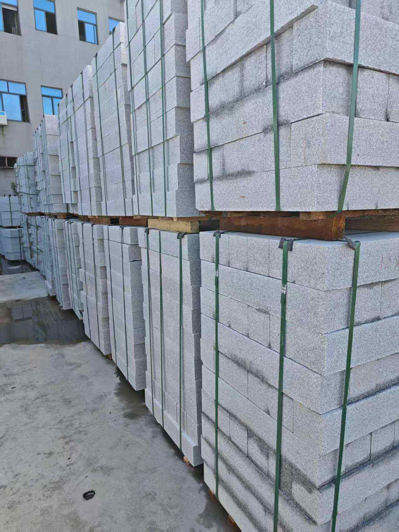 舟山芝麻白路牙石，路侧石